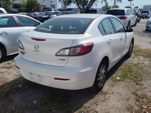 Used 2013 MAZDA MAZDA3 i Touring image 6