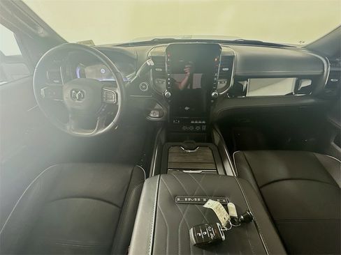 Used 2025 RAM 2500 Limited image 10