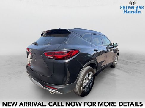 Used 2024 Chevrolet Blazer LT FWD image 5