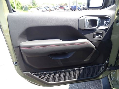 New 2025 Jeep Wrangler Unlimited Rubicon image 21