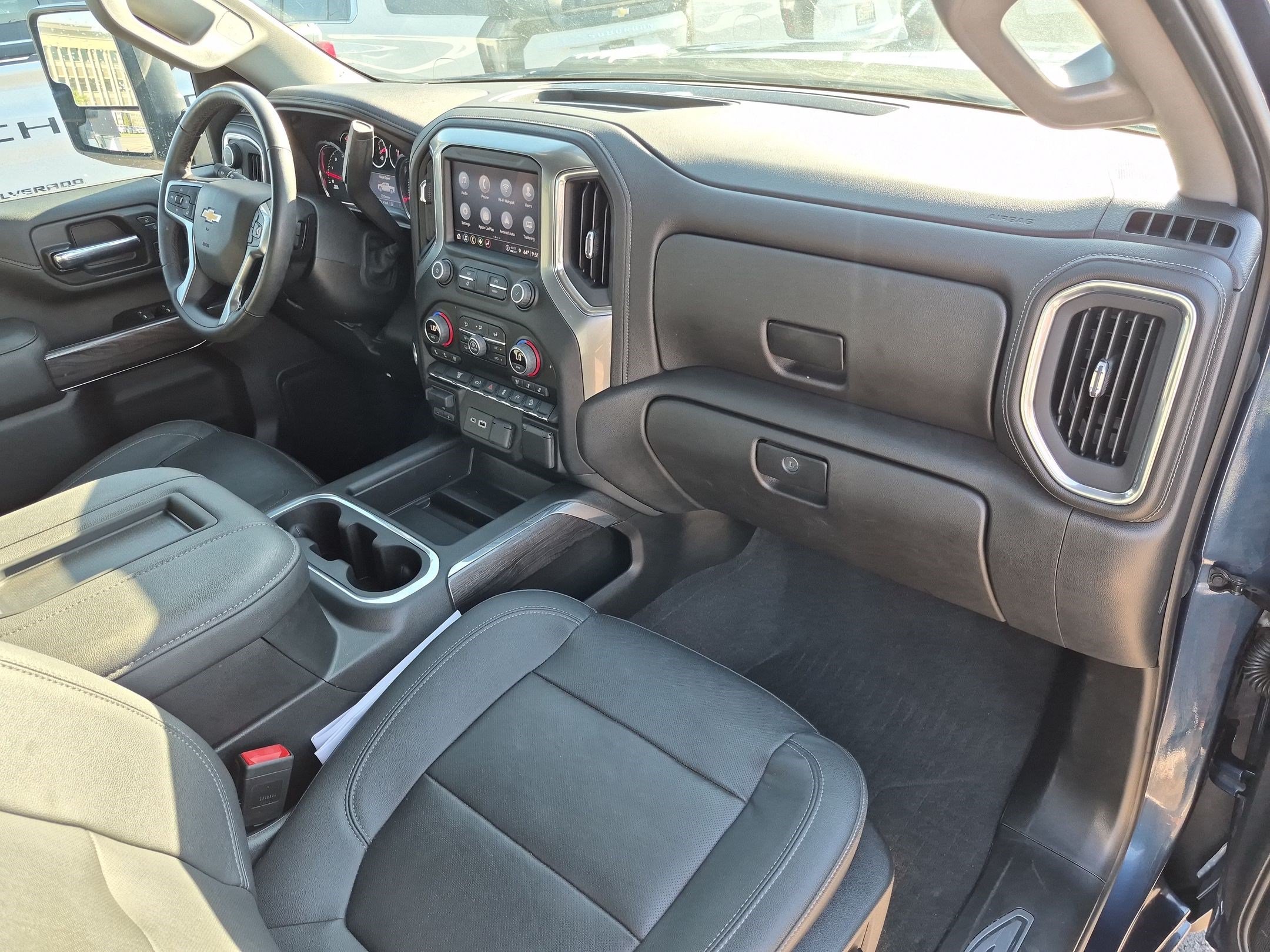 Used 2022 Chevrolet Silverado 3500 LTZ AWD/4WD image 32
