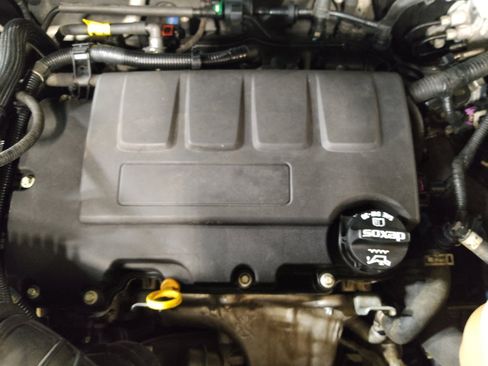 Used 2021 Buick Encore Preferred FWD image 30