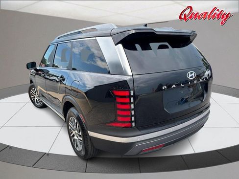 Used 2026 Hyundai Palisade SEL FWD image 5