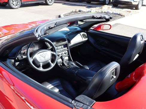 Used 2000 Chevrolet Corvette Convertible image 24