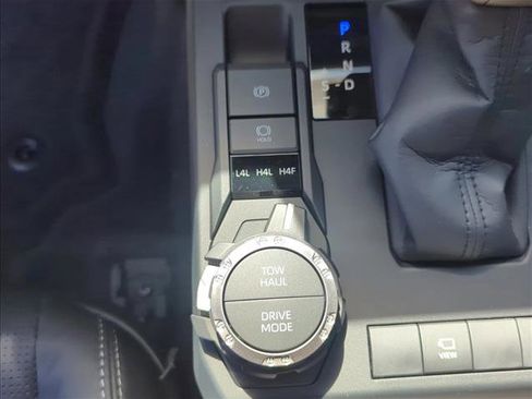 New 2026 Toyota 4Runner Limited AWD/4WD image 22