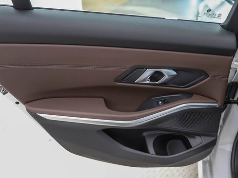 New 2025 BMW 330i xDrive Sedan w/ Premium Package image 21