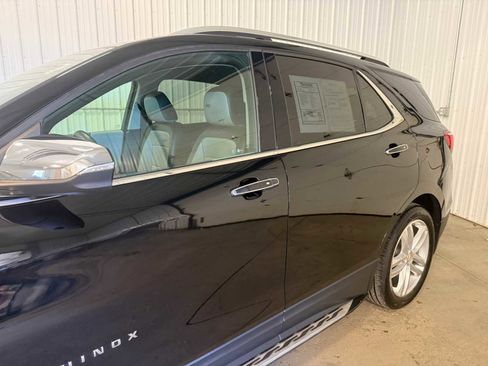 Used 2018 Chevrolet Equinox Premier FWD image 7