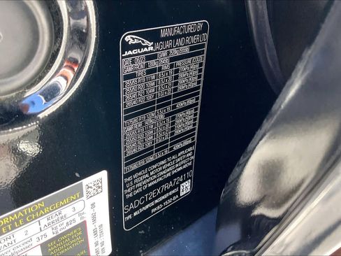 Used 2024 Jaguar F-PACE R-Dynamic S image 30