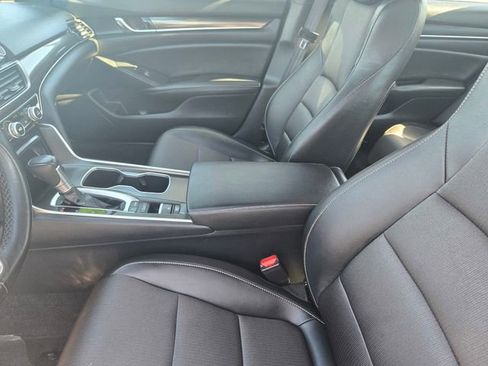 Used 2022 Honda Accord Sport image 12