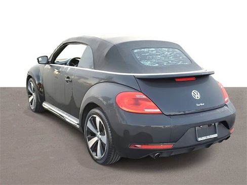 Used 2013 Volkswagen Beetle 2.0T image 3