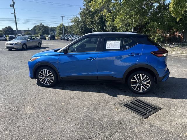 Used 2024 Nissan Kicks SV FWD image 8