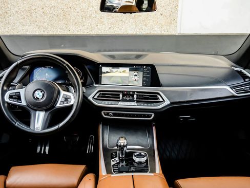 Used 2022 BMW X5 sDrive40i w/ M Sport Package RWD image 15