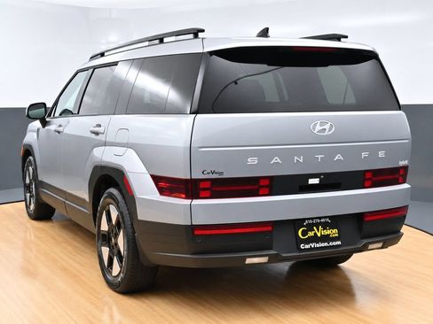 Used 2026 Hyundai Santa Fe SEL FWD image 5
