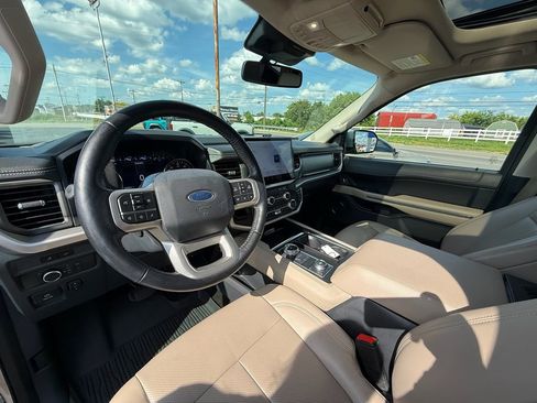 Used 2022 Ford Expedition Max XLT AWD/4WD image 14