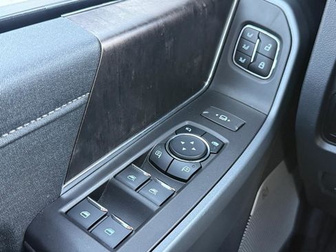 Used 2023 Ford F250 Lariat w/ Tremor Off-Road Package image 21