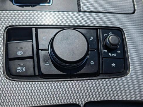 Used 2024 MAZDA CX-90 Plug-In Hybrid w/ Preferred AWD/4WD image 26