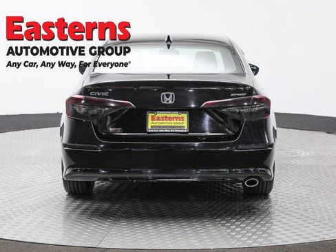 Used 2024 Honda Civic Sport image 6