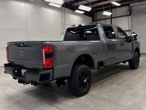 Used 2024 Ford F250 XL w/ STX Appearance Package image 21