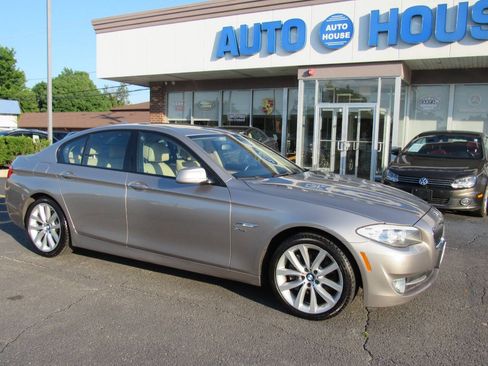Used 2011 BMW 535i xDrive Sedan AWD/4WD image 2