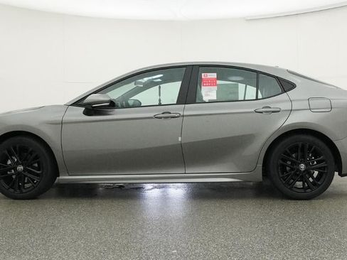New 2026 Toyota Camry SE FWD image 19