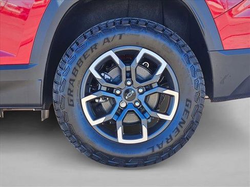 New 2026 Chevrolet Equinox ACTIV image 10