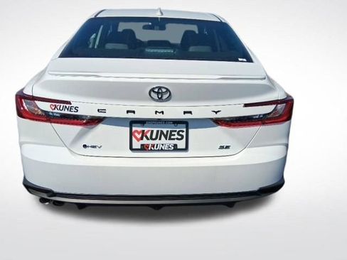 New 2026 Toyota Camry SE FWD image 6