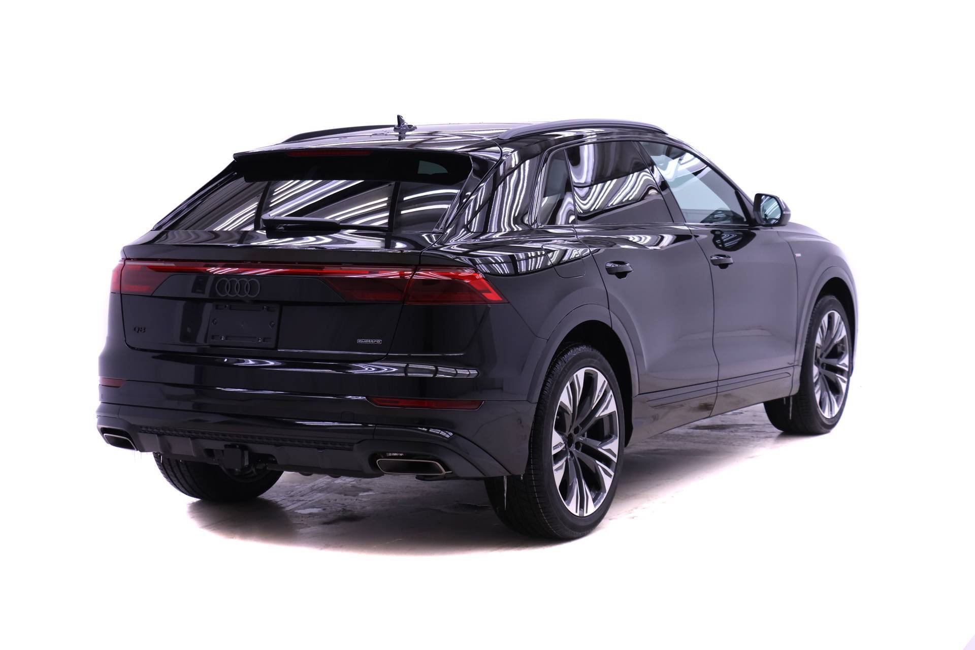 Certified 2026 Audi Q8 Premium Plus w/ Premium Plus Package AWD/4WD image 4