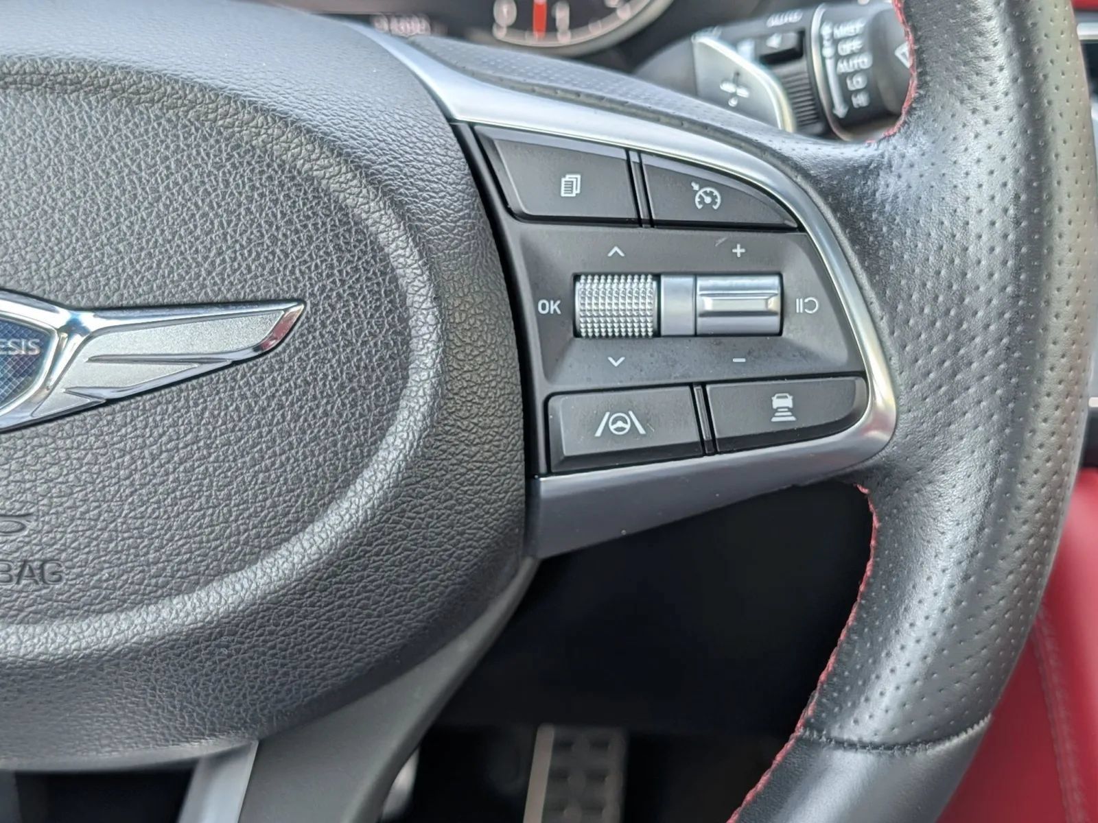 Used 2023 Genesis G70 3.3T w/ Sport Prestige Package RWD image 22