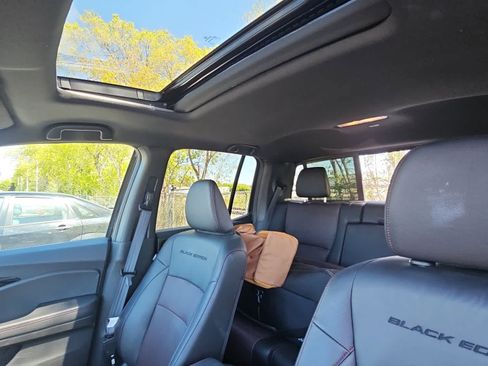 Certified 2024 Honda Ridgeline Black Edition image 6