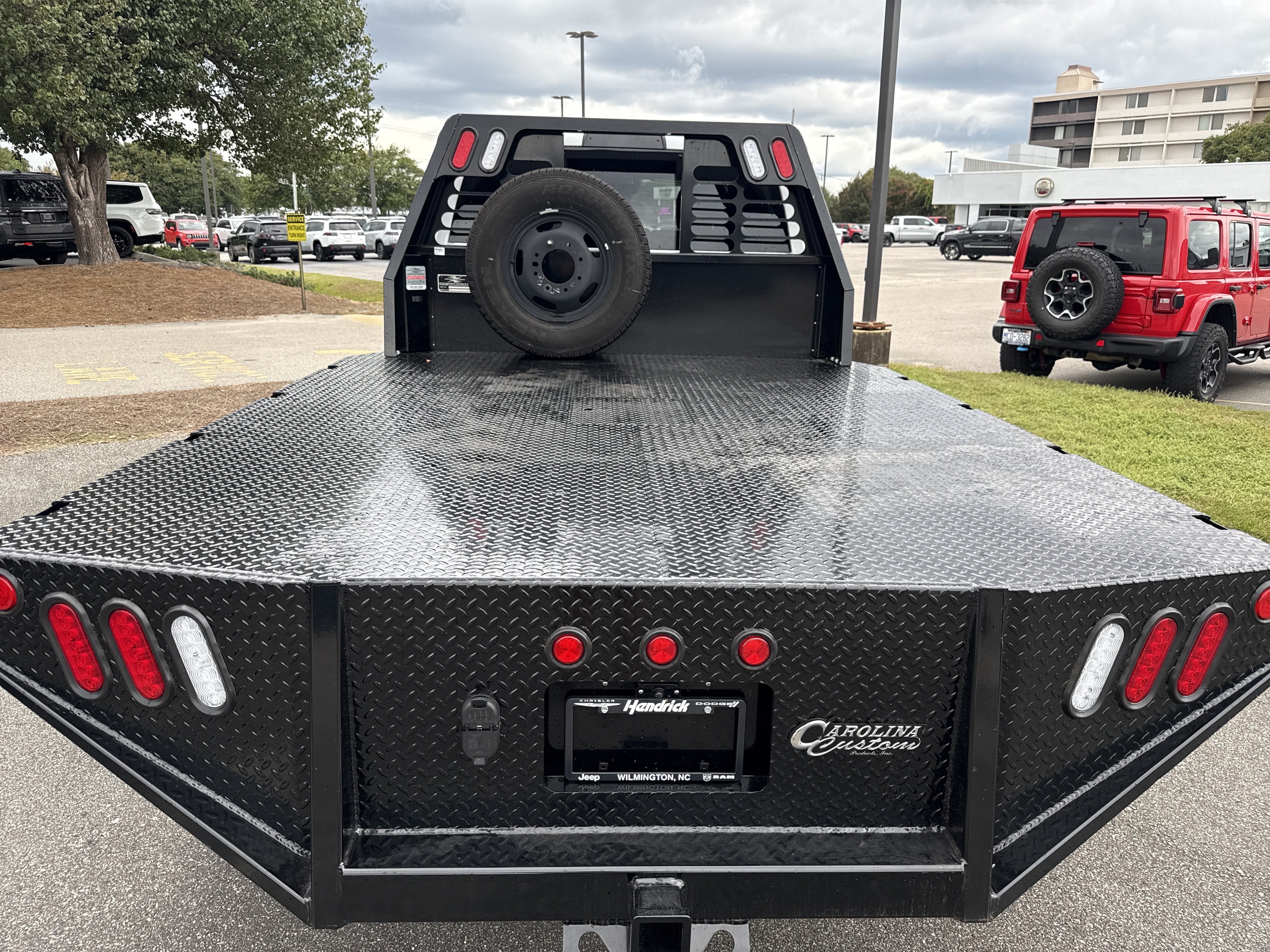 Used 2025 RAM 3500 Big Horn AWD/4WD image 28