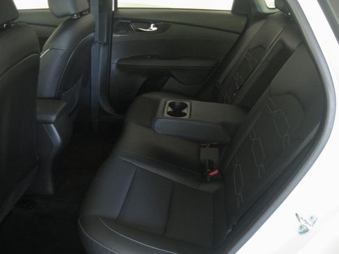 Certified 2023 Kia Forte GT-Line w/ GT-Line Premium Package image 9