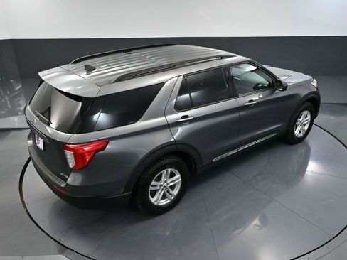 Used 2023 Ford Explorer XLT AWD/4WD image 58