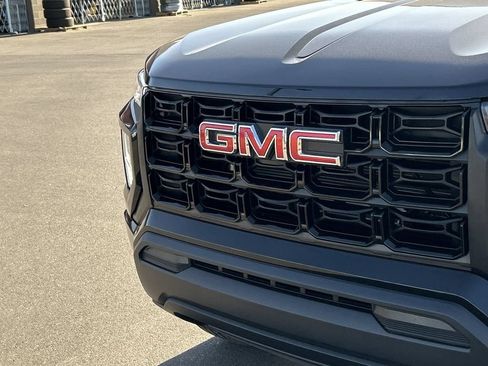 Used 2026 GMC Canyon Elevation RWD image 30