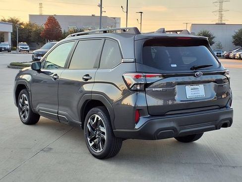 New 2026 Subaru Forester Premium AWD/4WD image 2