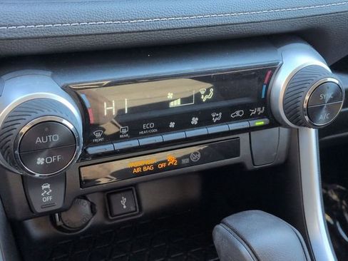 Certified 2022 Toyota RAV4 XLE w/ Convenience Package image 23