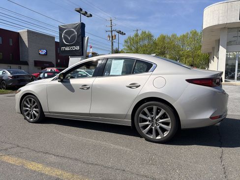 Used 2022 MAZDA MAZDA3 s image 5