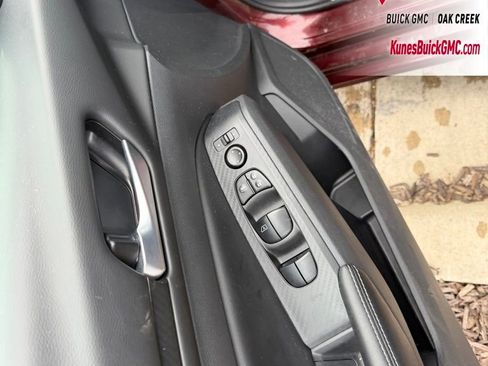 Used 2025 Nissan Altima 2.5 SV image 4