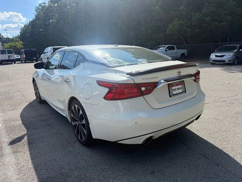 Used 2016 Nissan Maxima SR FWD image 5