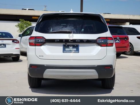 Used 2024 Honda Pilot EX-L image 6