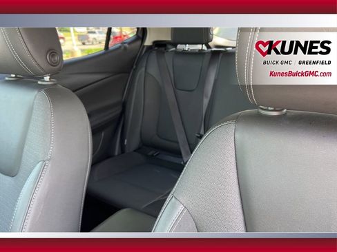 Used 2025 Buick Encore GX Preferred FWD image 17
