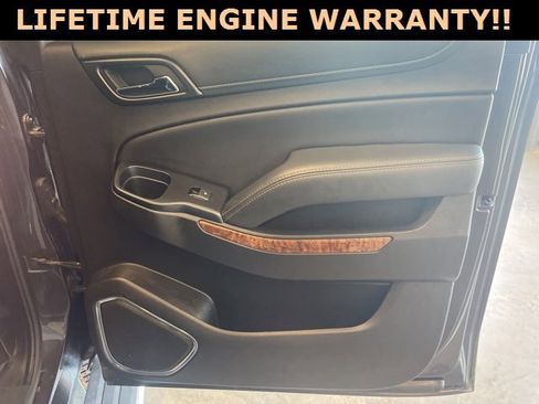 Used 2018 Chevrolet Suburban Premier image 37