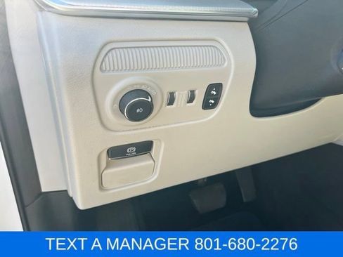 Used 2023 Jeep Grand Wagoneer 4WD image 26