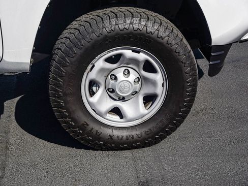 Used 2023 Toyota Tacoma SR image 11