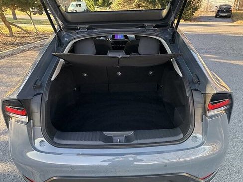 Used 2023 Toyota Prius LE image 4