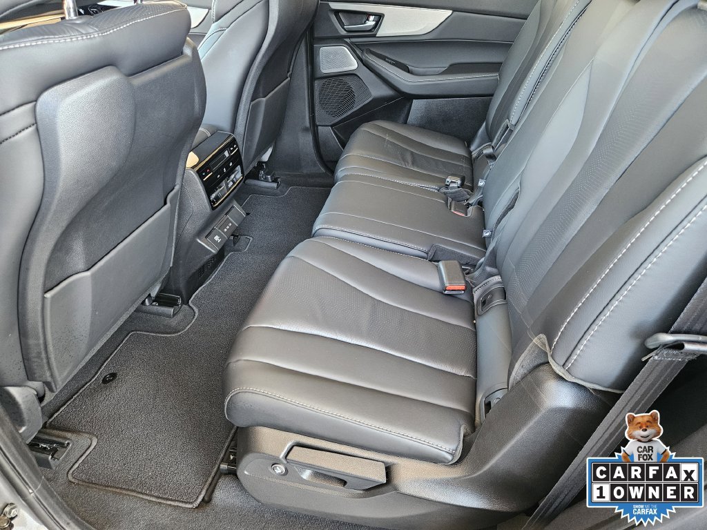 Certified 2026 Acura MDX w/ Technology Package FWD image 30