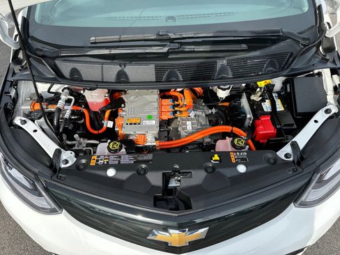 Used 2019 Chevrolet Bolt LT image 13