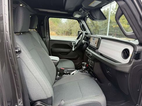 Used 2025 Jeep Wrangler Unlimited Sport S 4xe w/ Convenience Group image 14