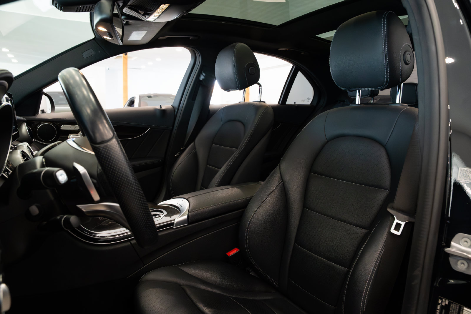 Used 2017 Mercedes-Benz C 300 Sedan image 16