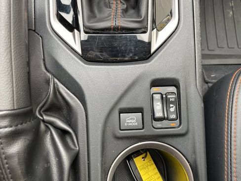 Used 2022 Subaru Crosstrek 2.5i Limited w/ Moonroof Package 2 image 13