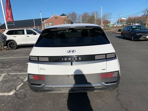 Used 2022 Hyundai Ioniq 5 SE image 4